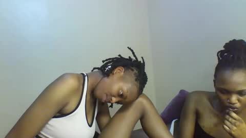 Snapshot of sexy_kaly chatting on October 29, 2:16 am Sexy kaly online show from October 29, 2:16 am