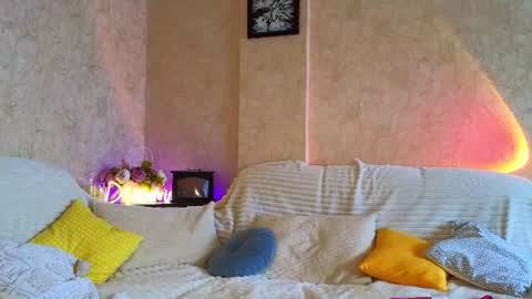 Leslie online show from June 11, 10:34 am