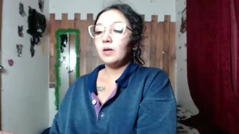 sexy lolas online show from January 7, 1:49 am