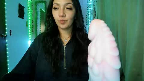 sexy lolas online show from October 20, 5:43 am