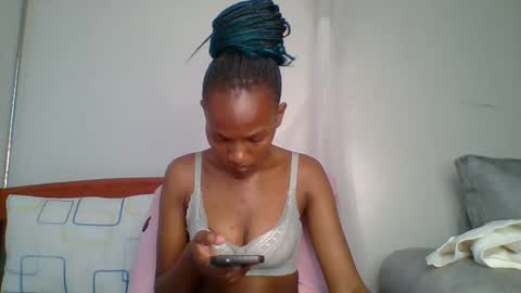 sexy_lucy012 online show from February 20, 12:04 pm
