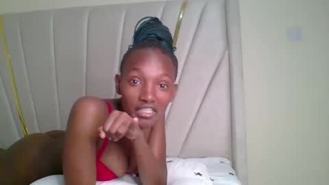 sexy_lucy012 online show from March 7, 9:38 pm