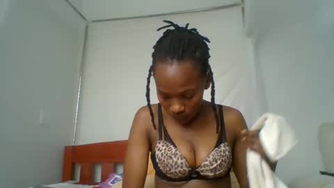 sexy_lucy012 online show from January 30, 9:47 am