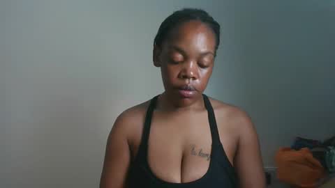 sexy_lyna online show from January 10, 5:23 am