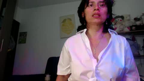 Mary online show from October 9, 2:48 am