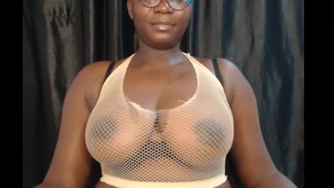 zoe online show from April 6, 6:09 pm