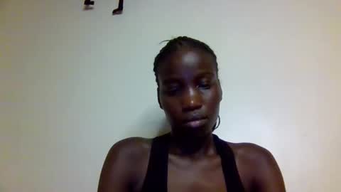 Snapshot of sexy_petittie chatting on October 16, 6:32 pm sexy_petittie online show from October 16, 6:32 pm