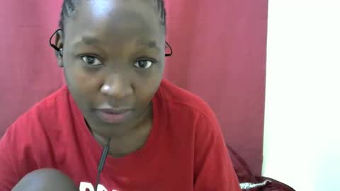 Snapshot of sexy_phoina chatting on September 26, 11:30 am sexy_phoina online show from September 26, 11:30 am