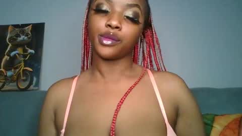 Snapshot of sexy_sweetcandy chatting on February 5, 8:43 am sexy sweetcandy online show from February 5, 8:43 am