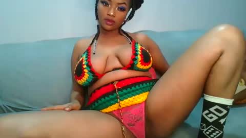 Snapshot of sexy_sweetcandy chatting on December 14, 2:42 pm sexy sweetcandy online show from December 14, 2:42 pm