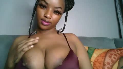 Snapshot of sexy_sweetcandy chatting on December 24, 3:05 pm sexy sweetcandy online show from December 24, 3:05 pm
