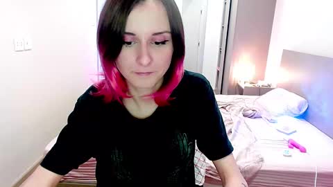 Snapshot of sexy_wise_kind chatting on December 5, 8:00 pm Mandy Green online show from December 5, 8:00 pm