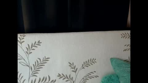 Sexy GILF Allie Kay online show from March 9, 4:04 am