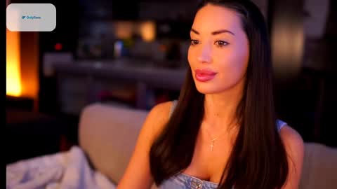 Snapshot of sexyassistant_ chatting on February 27, 6:42 pm Sandra online show from February 27, 6:42 pm