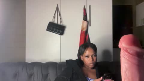 sexyasszeeee online show from March 10, 5:06 pm