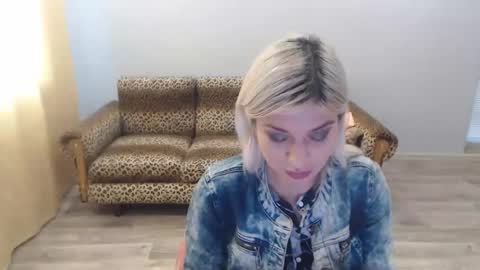 sexybeatriice online show from December 7, 7:16 am