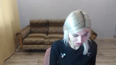 sexybeatriice online show from December 30, 7:15 am