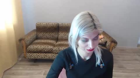 sexybeatriice online show from January 6, 7:09 am