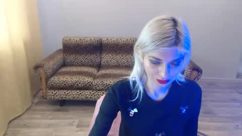 sexybeatriice online show from January 14, 7:27 am
