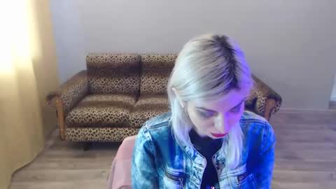 sexybeatriice online show from January 25, 7:28 am