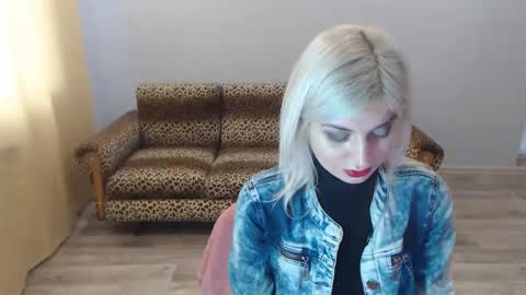 sexybeatriice online show from December 20, 7:12 am