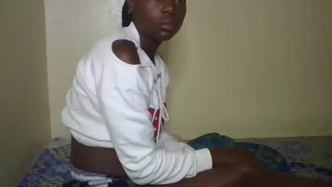 Snapshot of sexybilha483 chatting on March 5, 12:38 am Sexybilha483 online show from March 5, 12:38 am