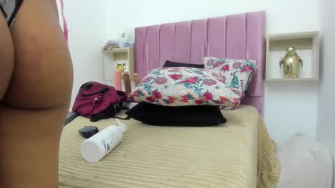 sexybrown_2005 online show from December 29, 12:09 am