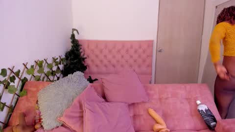 sofia online show from November 26, 11:39 pm