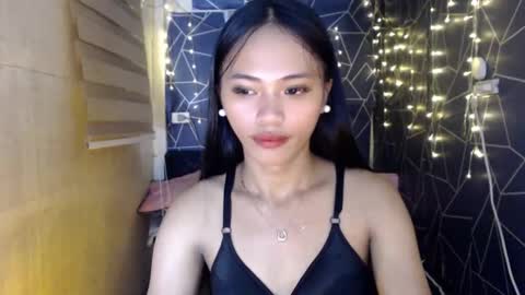 Miss Cheng online show from November 3, 6:28 am