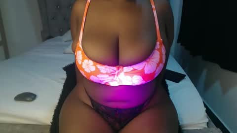 sexychocco online show from January 16, 3:57 am