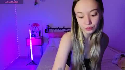 Snapshot of sexycocobutt chatting on October 8, 7:35 am Sophia online show from October 8, 7:35 am