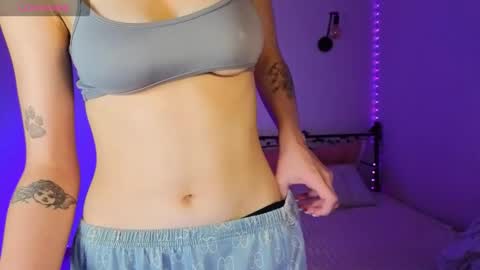 Snapshot of sexycocobutt chatting on October 5, 8:30 am Sophia online show from October 5, 8:30 am