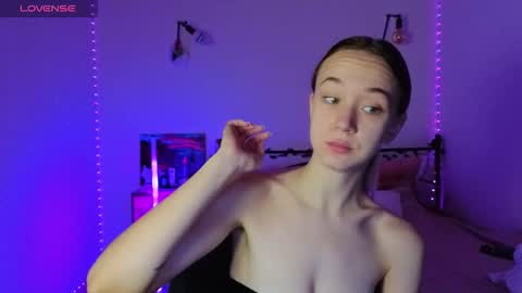 Snapshot of sexycocobutt chatting on October 23, 8:42 am Sophia online show from October 23, 8:42 am