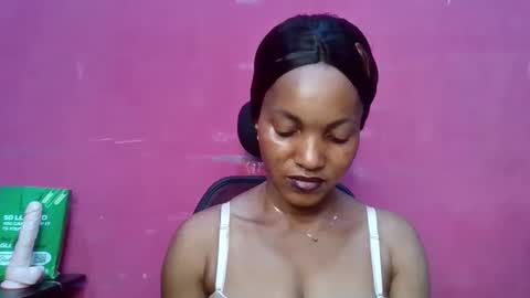 sexydoll32 online show from April 11, 11:19 pm