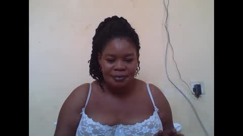 Snapshot of sexydove2 chatting on September 22, 8:46 am EMILY online show from September 22, 8:46 am