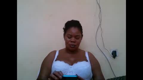 Snapshot of sexydove2 chatting on October 20, 7:00 am EMILY online show from October 20, 7:00 am