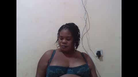 Snapshot of sexydove2 chatting on October 3, 7:08 pm EMILY online show from October 3, 7:08 pm