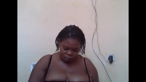 Snapshot of sexydove2 chatting on October 10, 8:08 am EMILY online show from October 10, 8:08 am