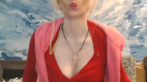 Snapshot of sexyeni chatting on February 3, 10:43 pm ENI pvt moan your name WHEN I M NOT online you tell me in SNAPCHAT deal yes add me... FREE TWITTER magiconline101...... online show from February 3, 10:43 pm