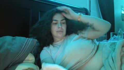 Snapshot of sexygoddesslizaaa chatting on September 15, 2:31 am ETERNAL GODDESS WOMAN  online show from September 15, 2:31 am