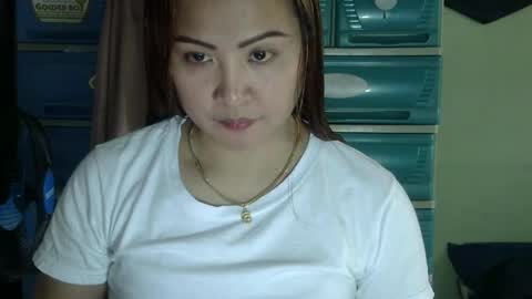 sexyhot_mama4you online show from February 9, 4:25 am