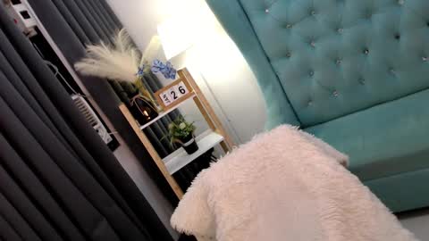 Snapshot of sexyjeanniecuntcums chatting on January 26, 6:28 am JENNY online show from January 26, 6:28 am