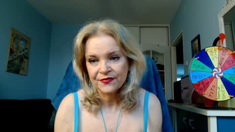 Jenny online show from December 4, 11:41 am