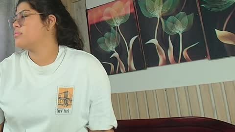 sexykarol4169 online show from September 9, 12:49 pm