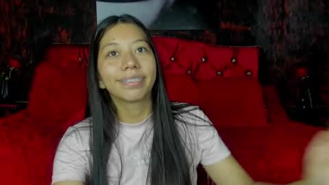 laura online show from December 9, 11:36 am