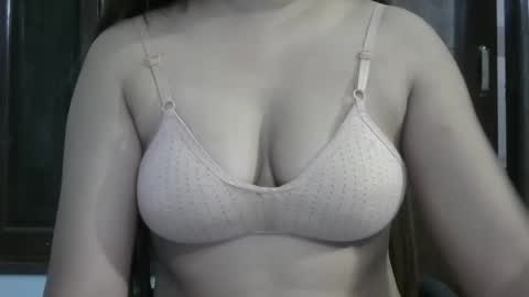 sexy lavanya online show from September 16, 11:24 pm