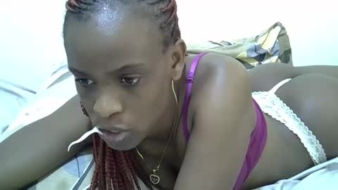 Snapshot of sexyliah chatting on October 5, 9:58 am sexy liah online show from October 5, 9:58 am