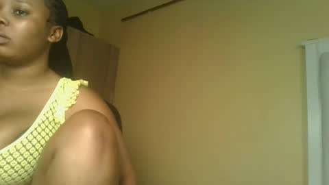 lily online show from October 29, 5:45 am