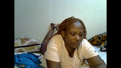 Snapshot of sexylinaa_ chatting on February 23, 11:54 pm Sexylina online show from February 23, 11:54 pm