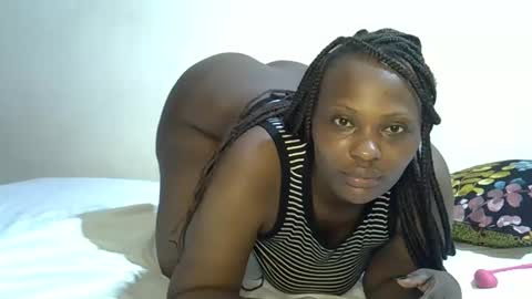 Snapshot of sexylinaa_ chatting on January 3, 5:17 am Sexylina online show from January 3, 5:17 am